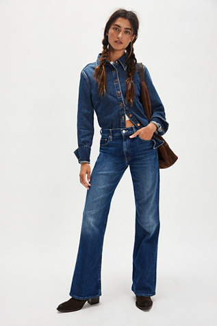 MOTHER The Bookie Sneak Jeans