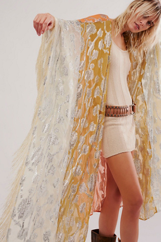 Florence Kimono at Free People in Ivory