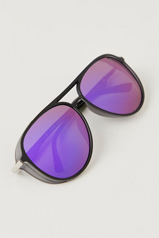 Govnah Sunnies at Free People in Grey/Purple