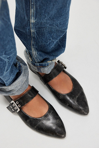Ballerines Spinning Around par BC Footwear by Seychelles en Noir Craquelé, pour femme taille: US 7.5 chez Free People