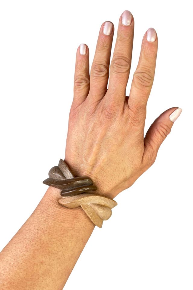 Vintage Two-Tone Plastic Bracelet Selected By Ankh By Racquel Vintage #1