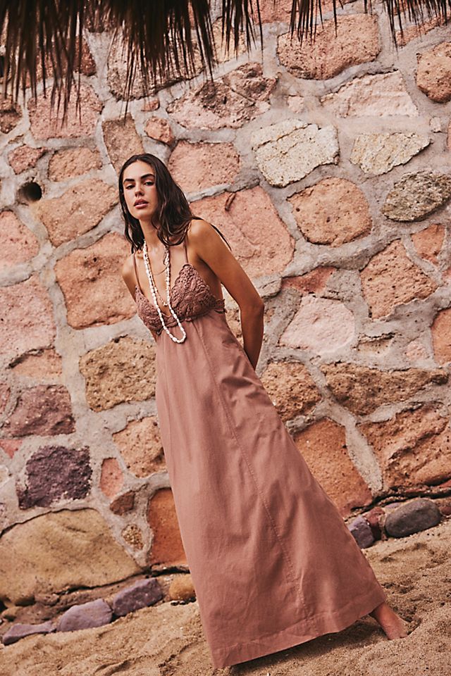 short sleeve midi dress casual Crochet Square Neck Mini Browse the collection of incredibly chic tops that feature a variety of fabulous details such as gorgeous scoop necks Free People Gypsy Crochet Dress