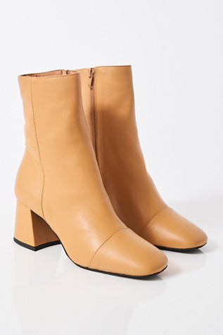 【PORTERNA】Lisia shirring ankle boots Sales Ankle Boots | Le Silla Official Boutique