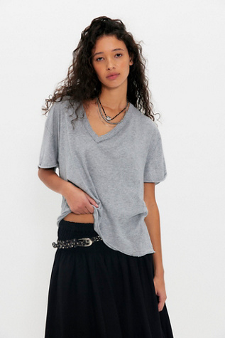 We The Free Nina V-Neck Tee at Free People in Heather Grey, Size: Medium