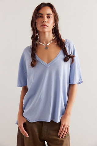 We The Free Nina V-Neck Tee at Free People in Chambray Sky, Size: Large