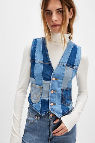 Blazer Wrangler Donna Edizione Limitata Lainey Wilson, Giacca In Denim Patchwork Con Ricami, Taglio Sartoriale - 4