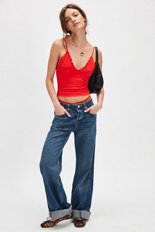 Eyelet Seamless Triangle Cami
