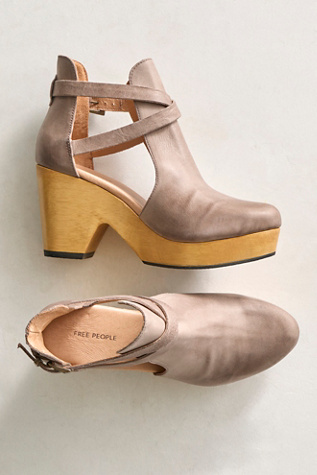 Sabots en Cuir Cedar