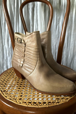 1960s Taupe Ankle Boots Selected by Grievous Angel Vintage