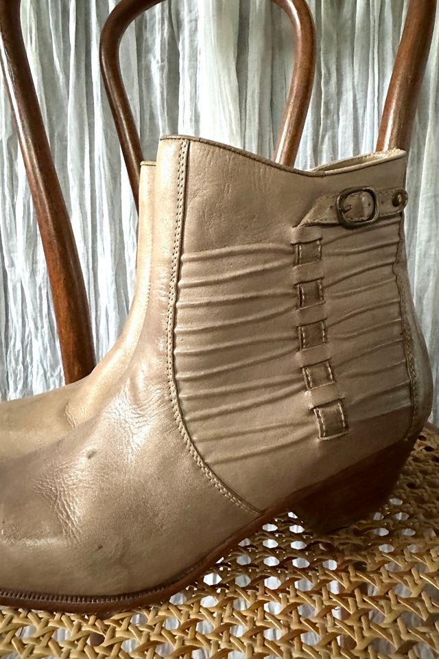 1960s Taupe Ankle Boots Selected by Grievous Angel Vintage #1