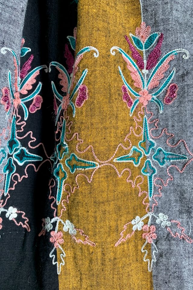 Vintage 1960s Embroidered Flared Skirt Selected by SharpLilTeeth #1