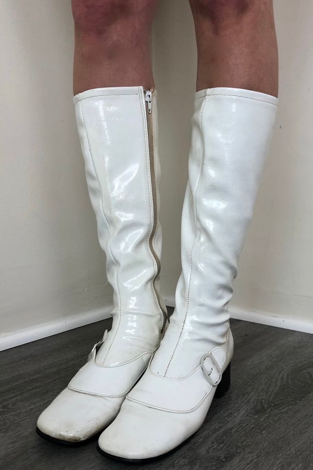 White gogo boots size 7 sale