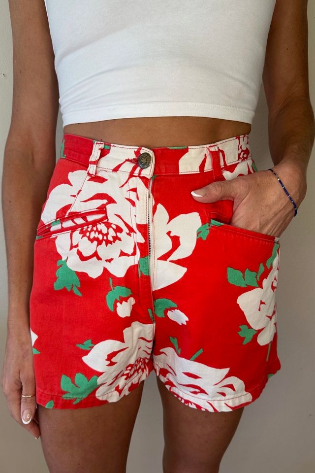 【送料&関税込】Moschino Printed Cotton Shorts Vintage Moschino Red Printed Cotton Shorts Selected by Picky