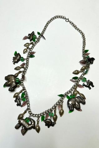 1980s Silver Animal Charm Chain Belt Selected by Cherry