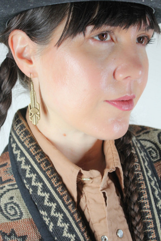 Женские серьги Moons + Junes Vintage Art Deco Gold Dangle Selected, цвет: Разноцветный — фото 4