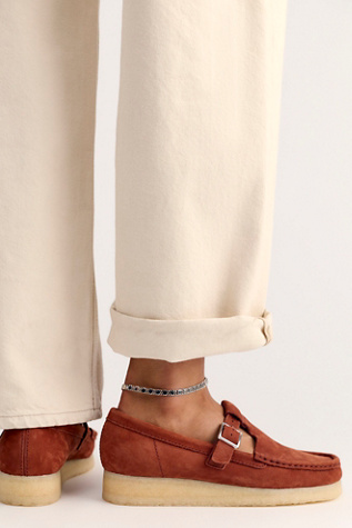 Женские балетки Clarks Wallabee T-Bar Mary Janes, цвет: Коричневый / Каштановый — фото 3