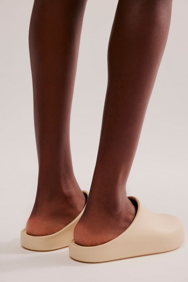 Bae Low-Pro Mules #6