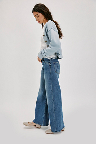 MOTHER The Ditcher Roller Zip Jeans