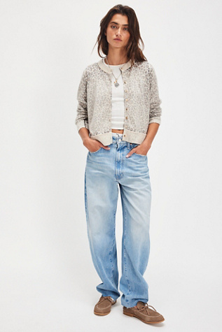 MOTHER The Dodger Sneak Jeans at Free People in Light Wash, Size: 28