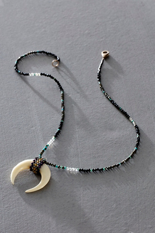 Collier Croissant Vintage Dara Perlé