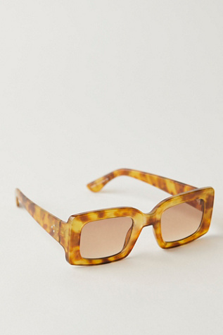 Carmella Square Sunnies at Free People in Blonde Tort