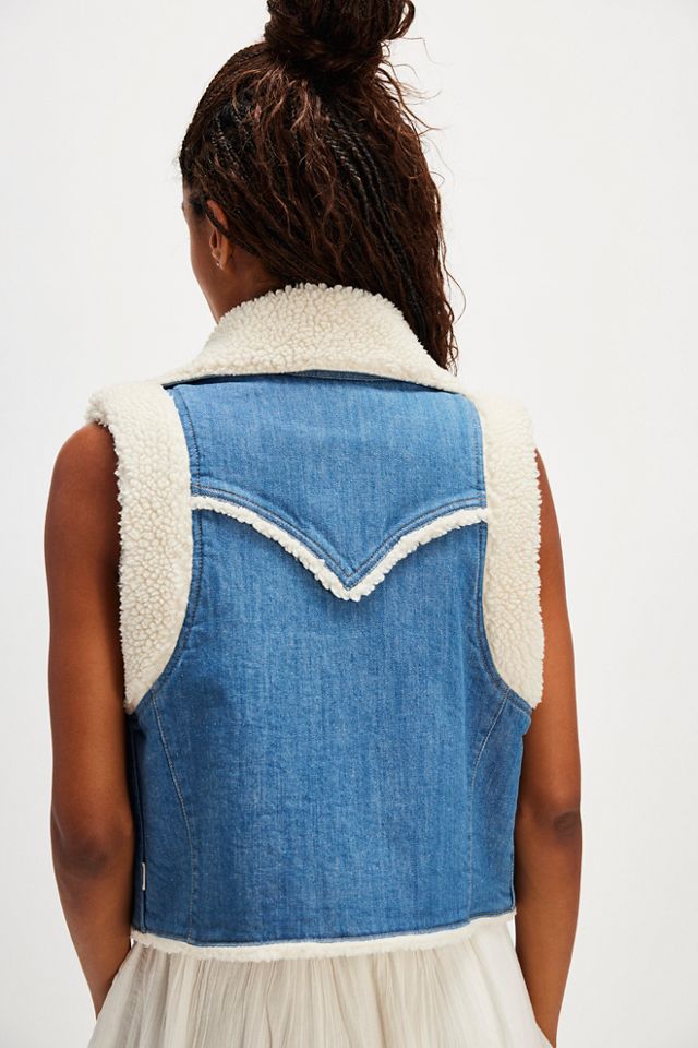 Wrangler Sherpa Vest #1