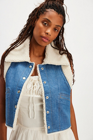 Wrangler Sherpa Vest