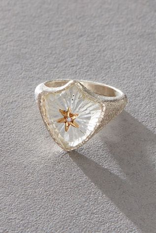 Acanthus Shield Ring