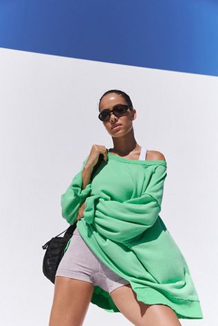 One To Beat Pullover