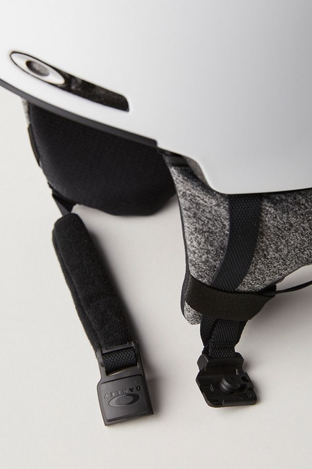 Oakley Mod 1 Snow Helmet #2