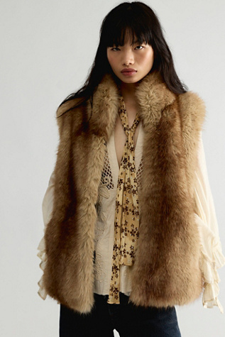 APPARIS Laila Faux Fur Vest