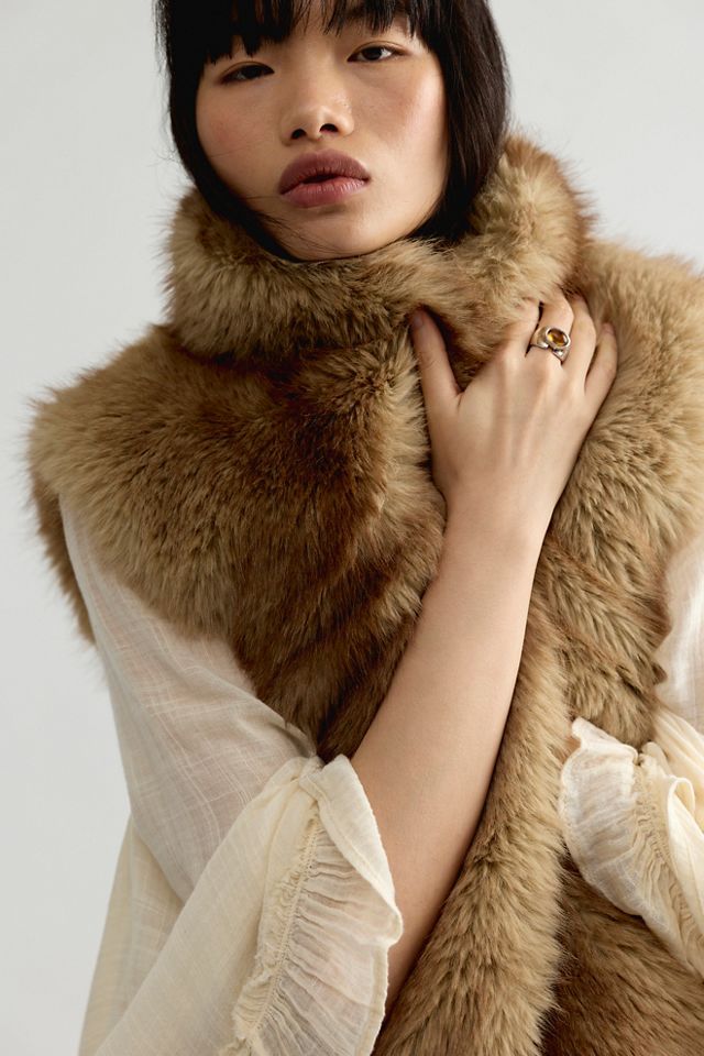 APPARIS Laila Faux Fur Vest #3
