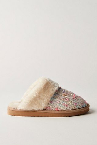 FP X Minnetonka Ribbon Chesney Slippers