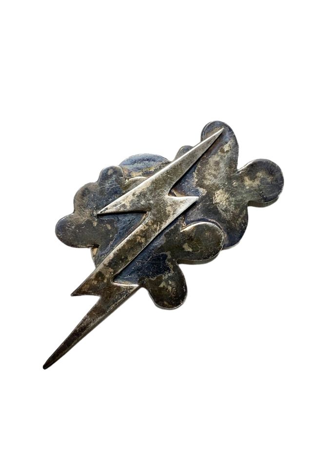 Lightning bolt brooch store