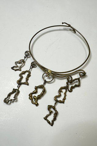 Vintage 1970s Brass Brutalist Abstract Choker Selected by Cherry
