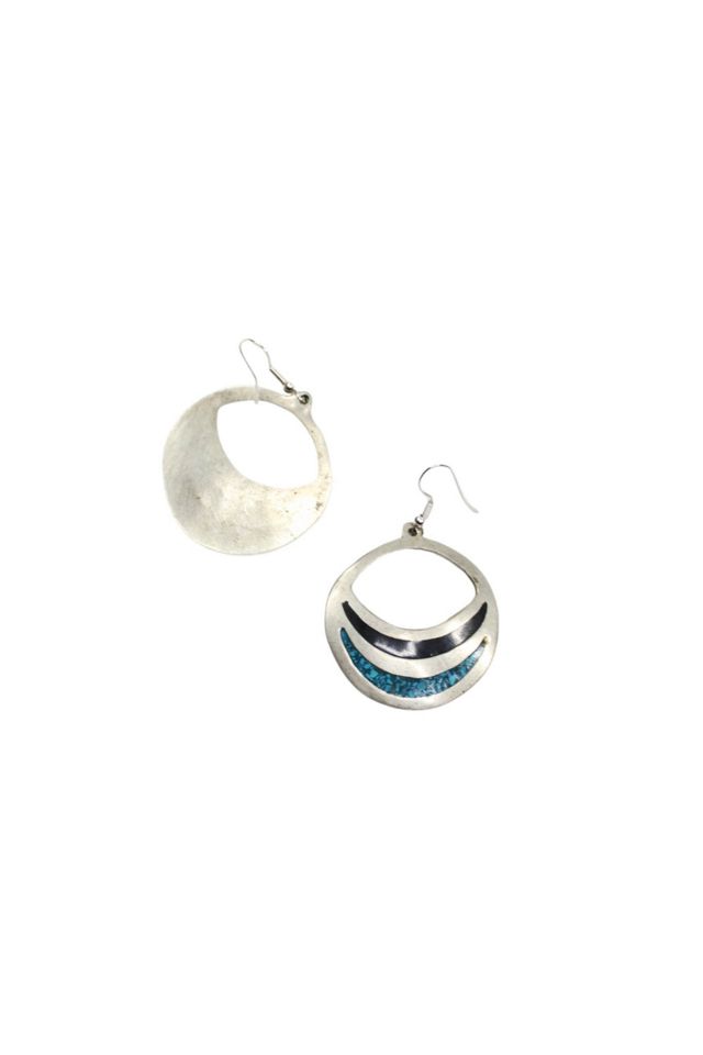 1980s Turquoise Onyx Silver Dangle Earrings Selected By Moons + Junes Vintage #2
