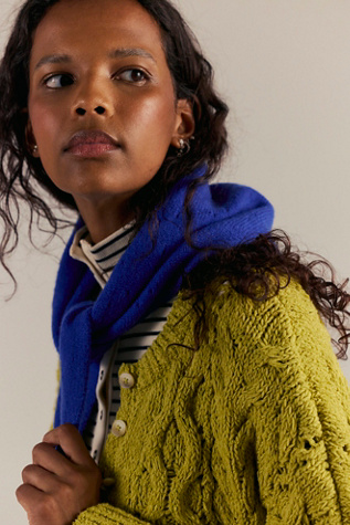 Essential Triangle Scarf product page
