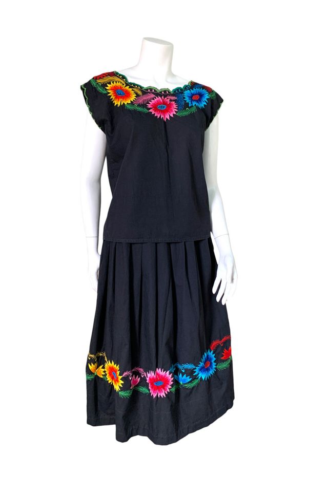 Vintage 1950s Embroidered Cotton Skirt Set Selected by SharpLilTeeth #1