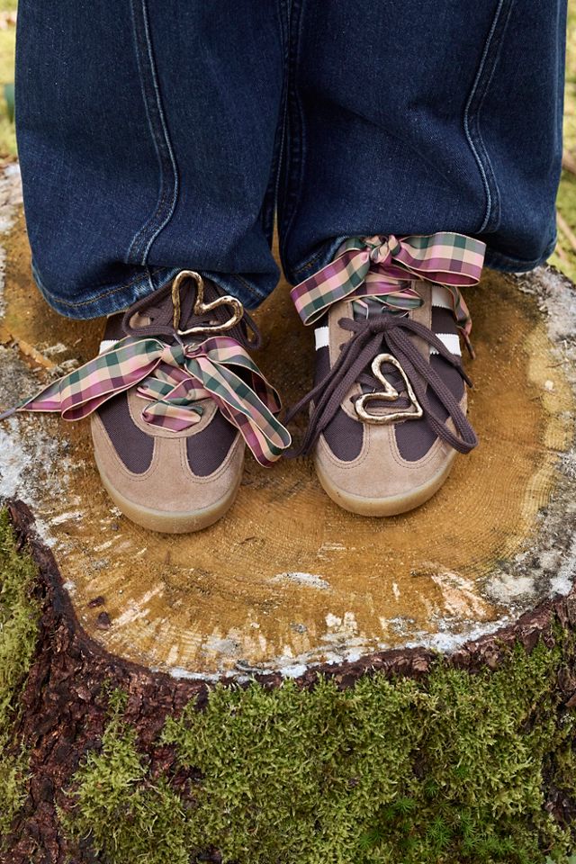 Shoe Lace & Charm Set #1