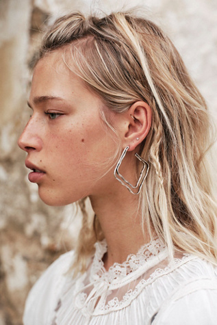 Shelby Square Hoops by Free People in Silver