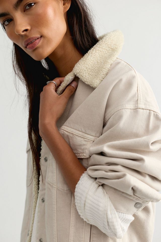 Levi's 90s Sherpa Trucker Jacket #3