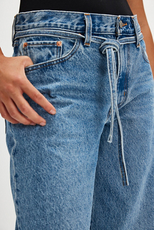 Levi's XL Straight-Leg Jeans - thumbnail 4