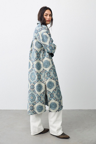 Женская куртка We The Free Brick Lane Jacquard Maxi Shirt Jacket, цвет: Синий комбинированный — фото 7
