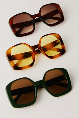 Adriana Oversized Sunnies at Free People in Tortoise Shell