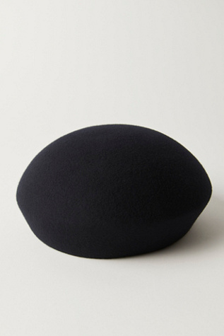 Selene Celestial Beret