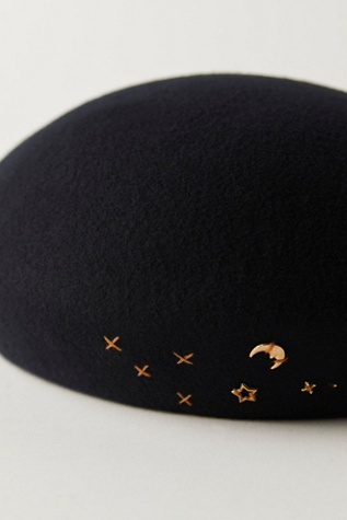 Selene Celestial Beret