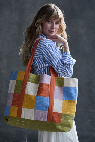 Женская сумка Anchal Checkered Tote, цвет: Облачный — фото 2
