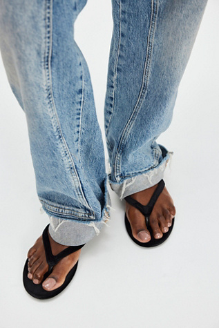 Byron Bay Thong Sandals By Jeffrey Campbell At Free People In Black Suede, Size: US 8.5