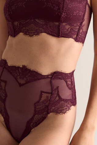 Nolita Lace High-Rise Undies
