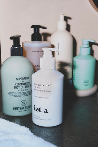 Youth To The People Superfood Body Cleanser at Free People